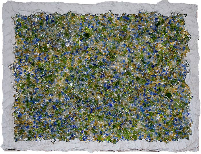 bild_titel (CHF 150.-)<br />Leinwand 35x27cm, Glasgranulat aus Weinflaschen und Modeliermasse